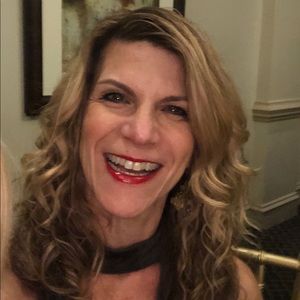 Meet your Posher, Peggy